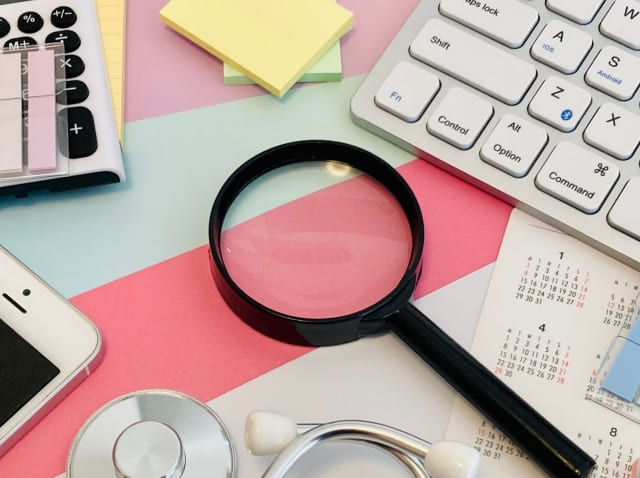 虫眼鏡と文房具