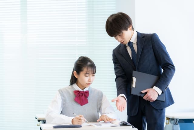 女子高生と先生